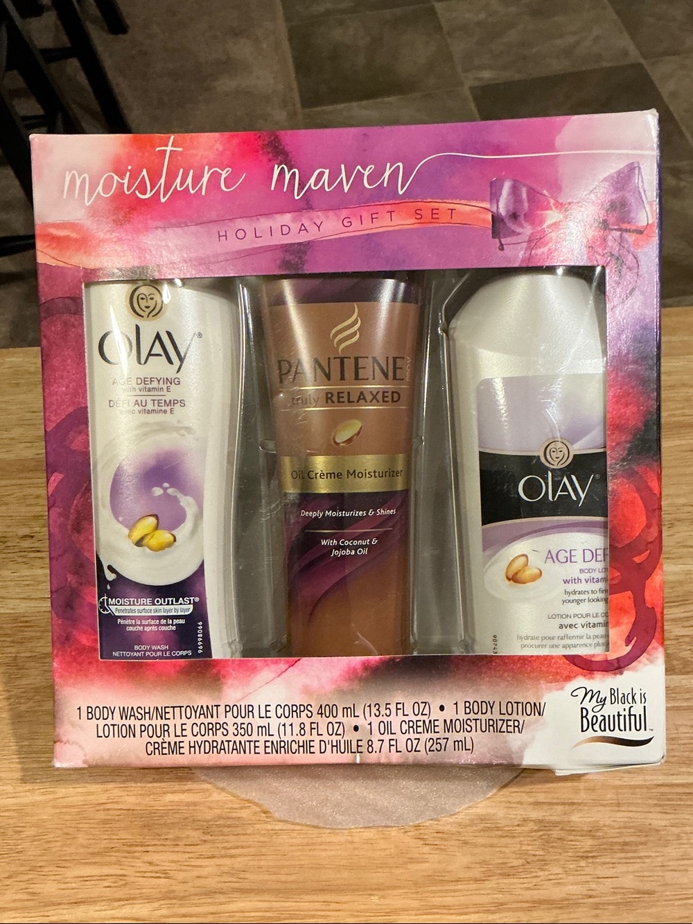 2016 NOS OLAY & Pantene Moisture Maven Holiday Gift Set Sealed Box